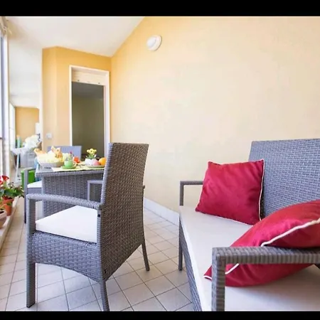 شقة Sweet ألغيرو